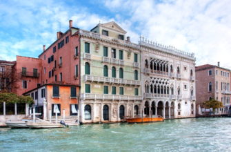 Дворец Ка-д’Оро в Венеции