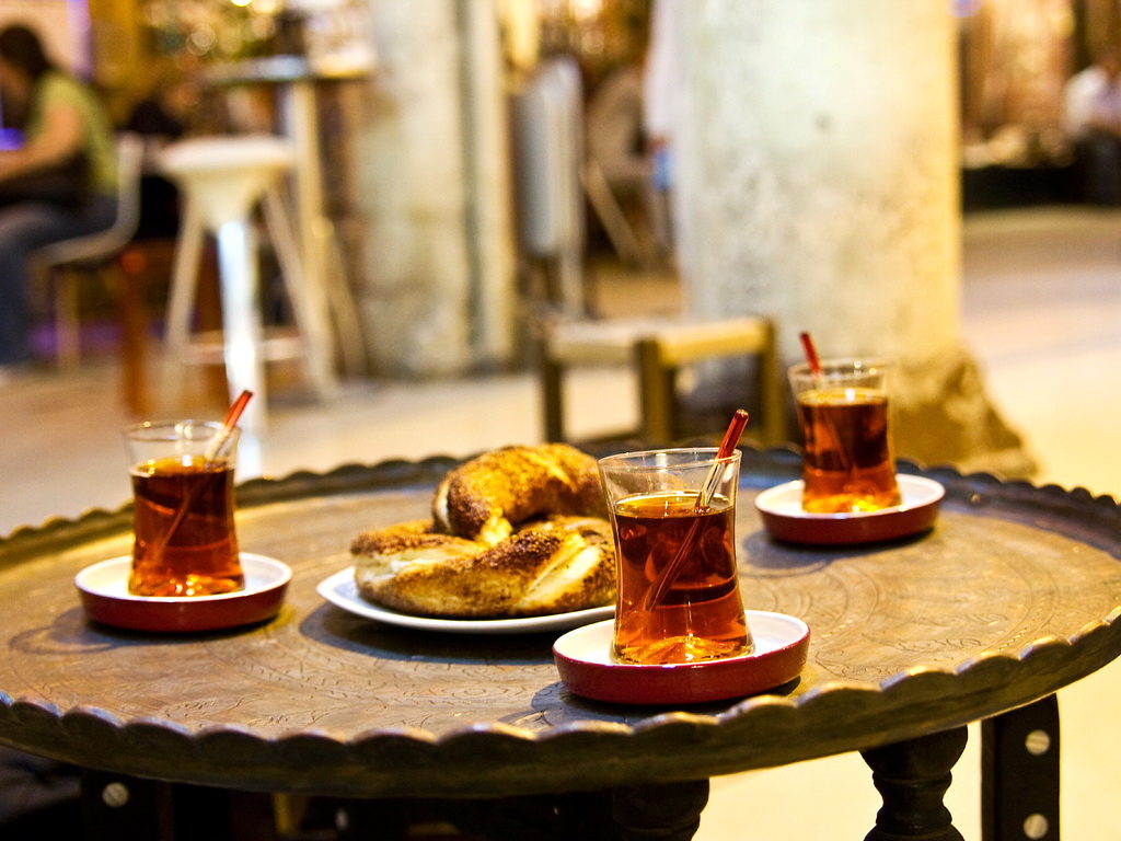 Что попробовать в Стамбуле: турецкий чай