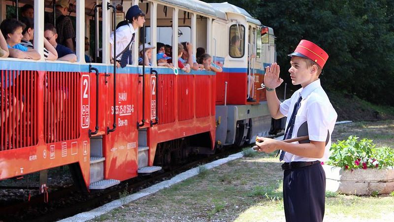 Интересные места Будапешта для детей - детская железная дорога