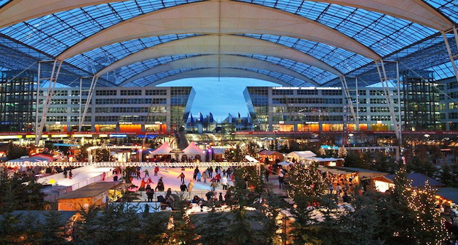 Рождественский базар в аэропорту Мюнхене - сувениры, покупки, цены