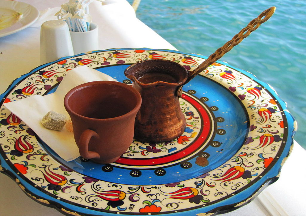 Греческий кофе - как пьют кофе в Греции