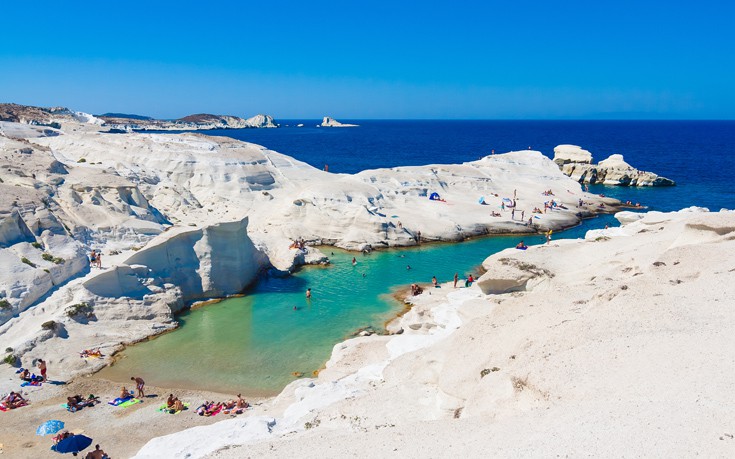 Лучшие пляжи Греции - Саракинико, Милос