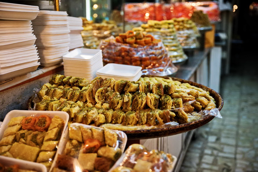 Гастрономические сувениры из Израиля: сладости на рынке в Иерусалиме