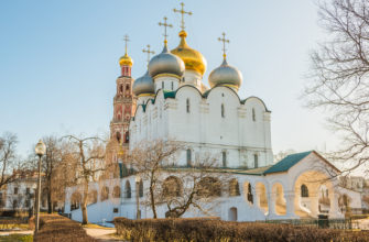 Смоленский собор в Новодевичьем монастыре (Москва, Россия)