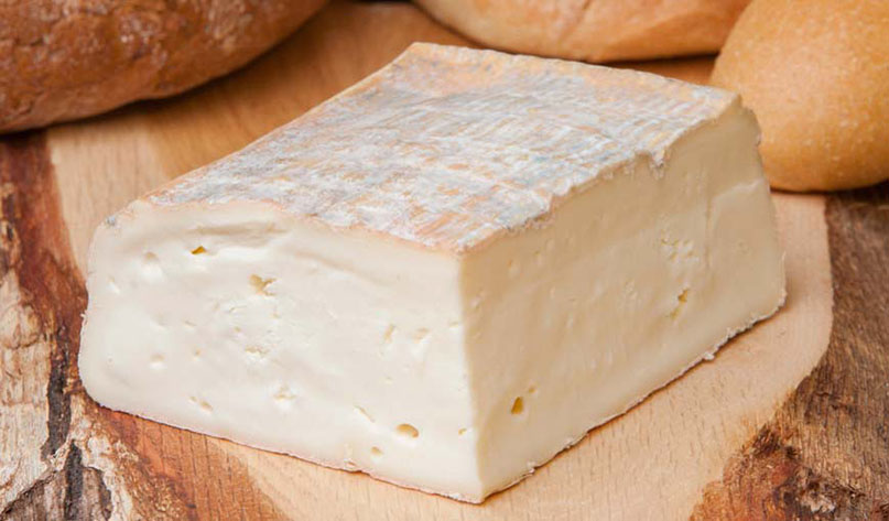 Сыр Таледжо (Ломбардия, Италия)