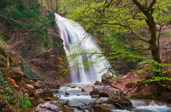 Водопад Джур-Джур (Алушта, Крым) — цены на экскурсии, фото и описание