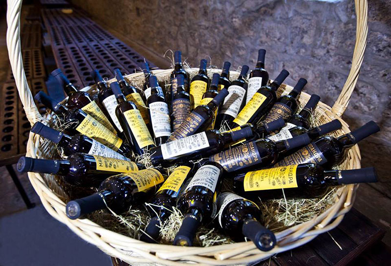 Сувенирная коллекция вин и портвейнов «Классикой Массандры»