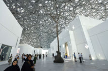Из Дубая на 1 день: музей Лувр