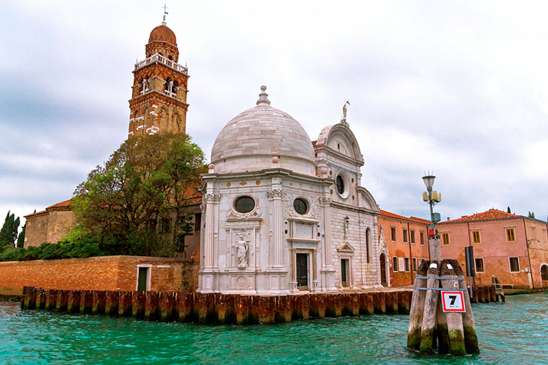 Кладбище Сан-Микеле в Венеции: как добраться