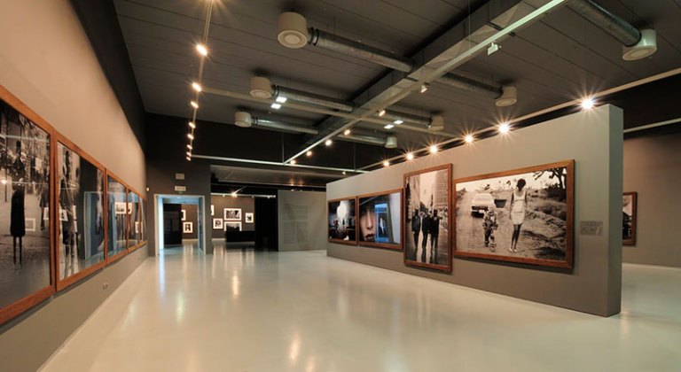 Музей фотографии «FOMU» (Антверпен, Бельгия)