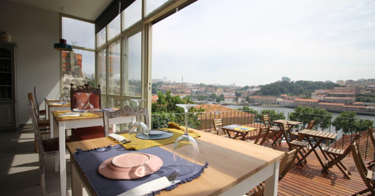 Ресторан Intrigo в Порту с панорамным видом