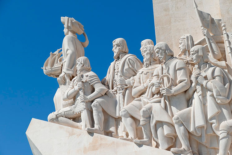 Памятник первооткрывателям (Лиссабон, Португалия)