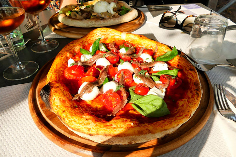 Где поесть в Милане: Pizzeria Del Drago