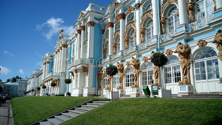 Екатерининский дворец, Царское село