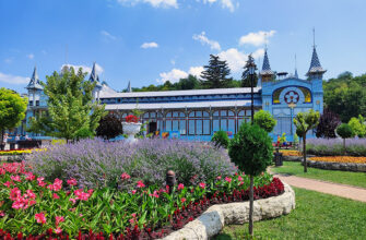 Парк Цветник в июле