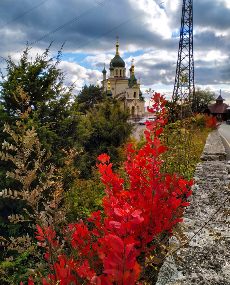 Южный берег Крыма в ноябре: Форосская церковь